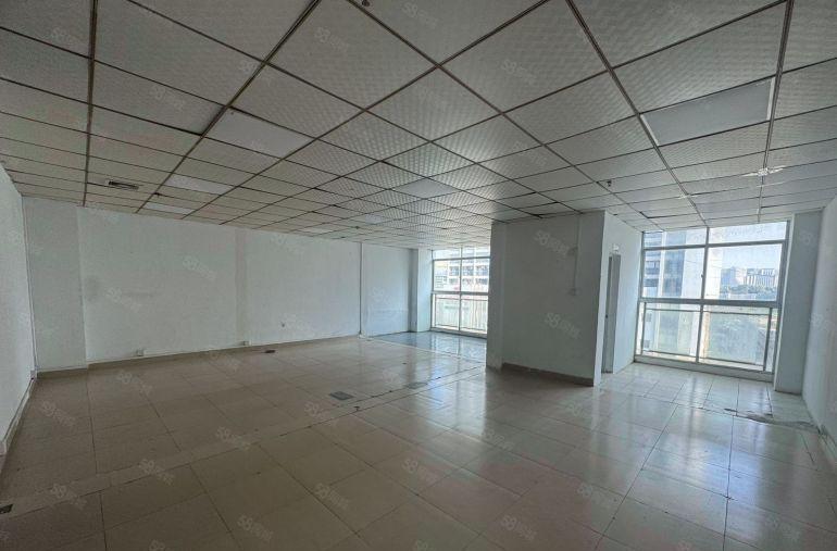 清湖地铁口旁 120平  大开间 28