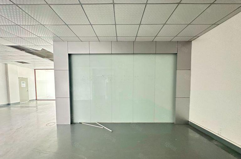 龙华大浪600平原房东现成装修红本厂房仓库出租200平起租