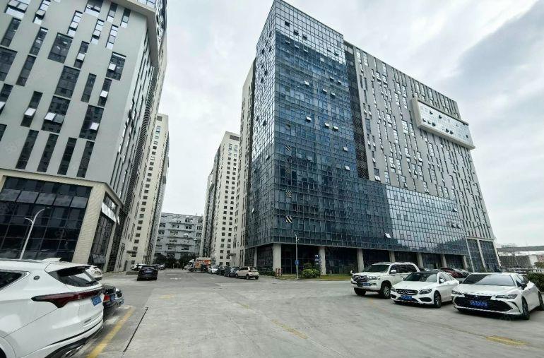 物流仓储福利   100平起原房东工业红本厂房整层3000平