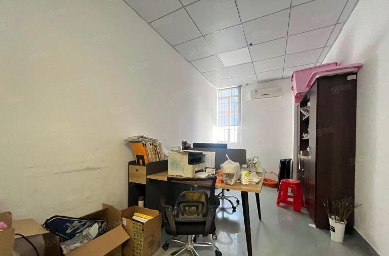 龙华大浪新百丽原房东750平精装修独院厂房仓库出租可分租