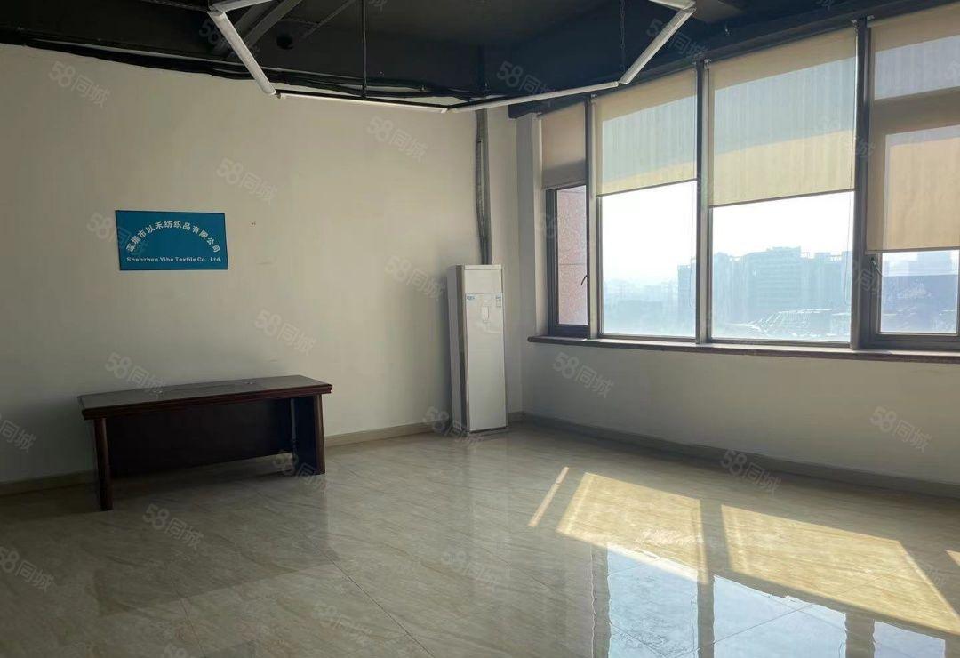 龙华大浪新出楼上4200平大小可分租 随客户需求来定现成豪.