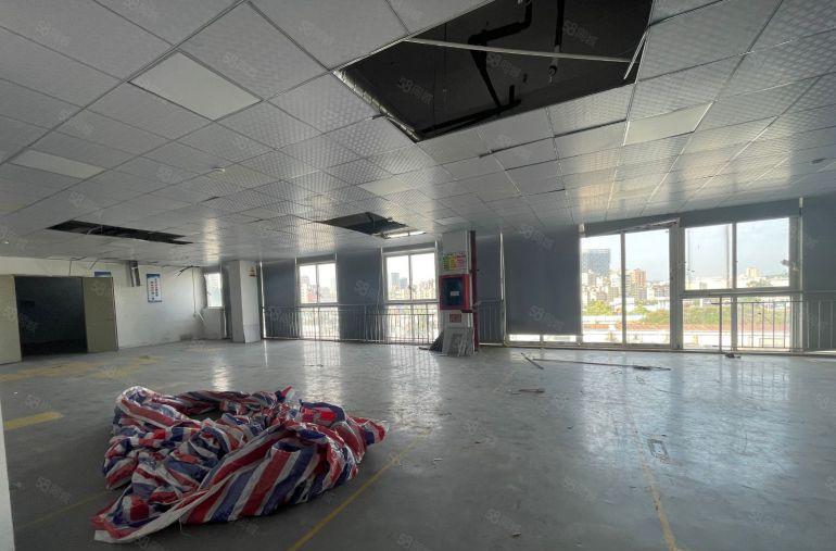 龙华大浪原房东红本科技园整层2000带装修平米厂房出租，可分