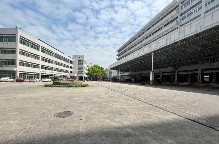 龙华元芬大型物流园高台物流仓2000平丙二类消防可分租