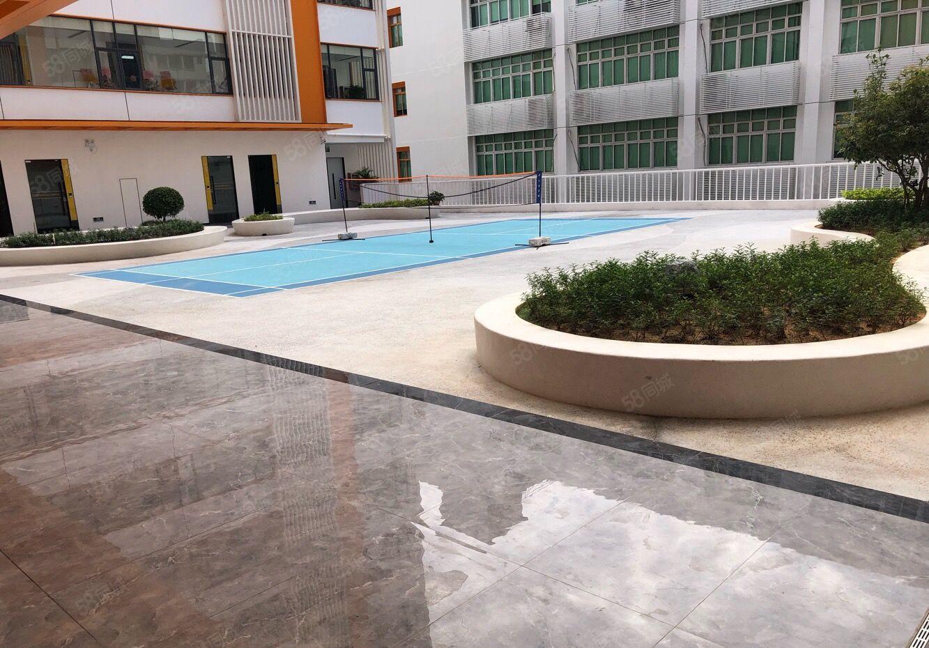 龙华油松300平米厂房出租，精装修适合电商办公仓库出租带货梯