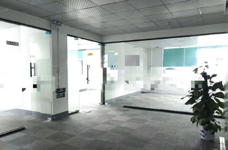 龙华上芬龙胜双地铁站1450平办公厂房出租，带装修可分