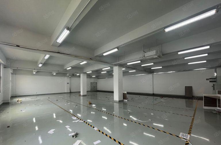 龙华原房东精装修1000平方办公室厂房超大空地租金含税低价租