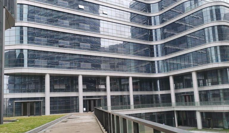 观澜新田大型产业园50000平厂房分租300平米起精装修厂