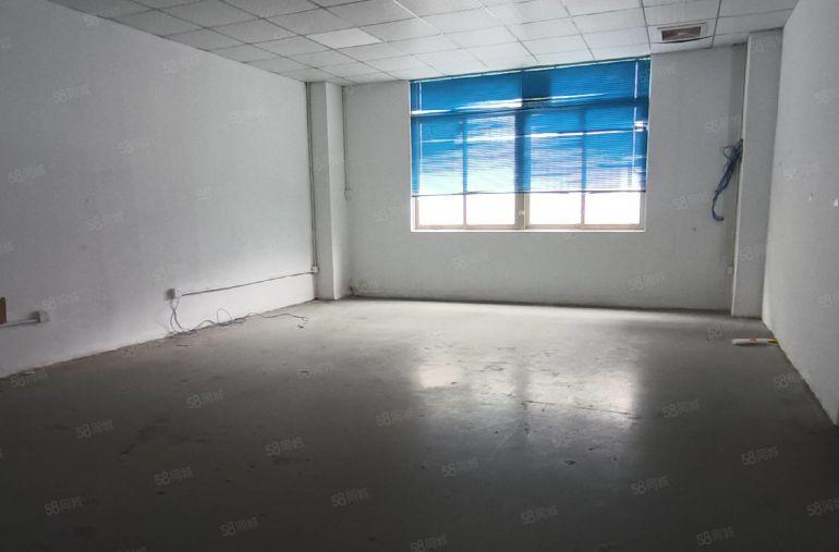 龙岗布吉丹竹头地铁口工业园1600平可分租仓库办公厂房出租