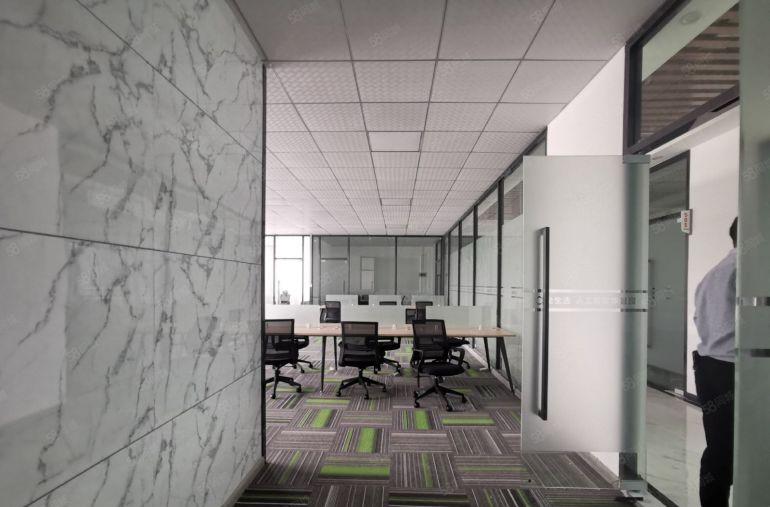 清湖地铁口精装红本办公室500平出租，适合电商丶研发丶办公