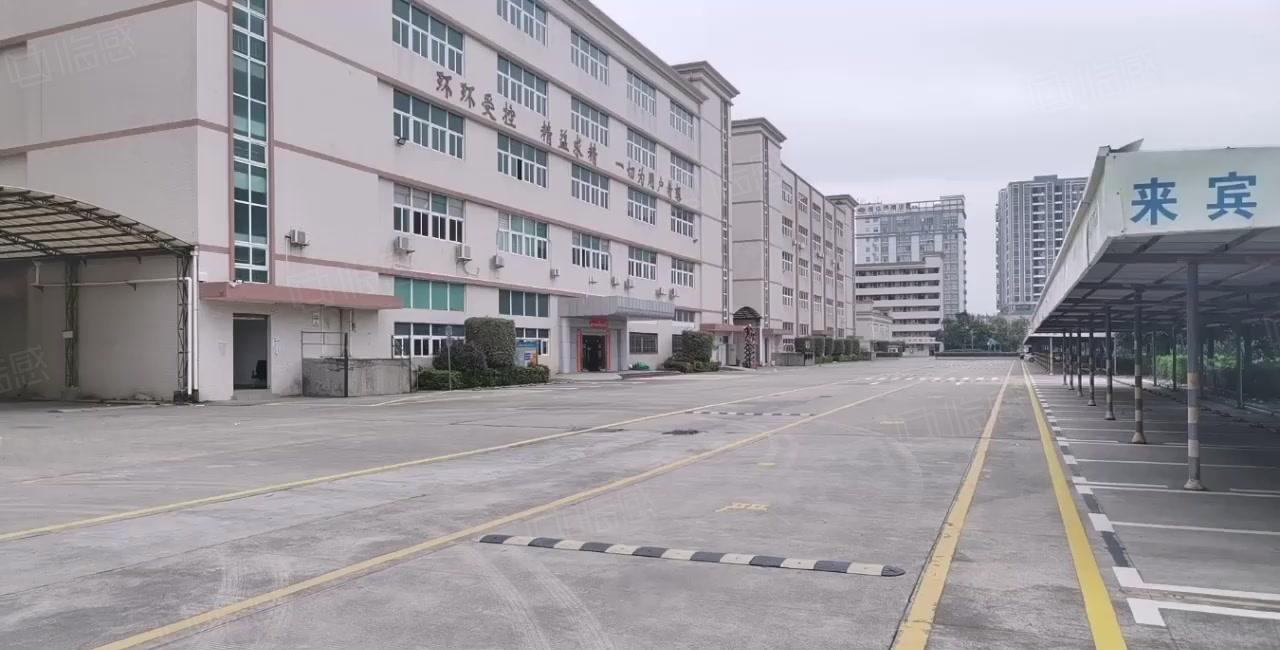 原房东红本龙华观澜一二楼1300平带喷淋精装修厂房出租，可分