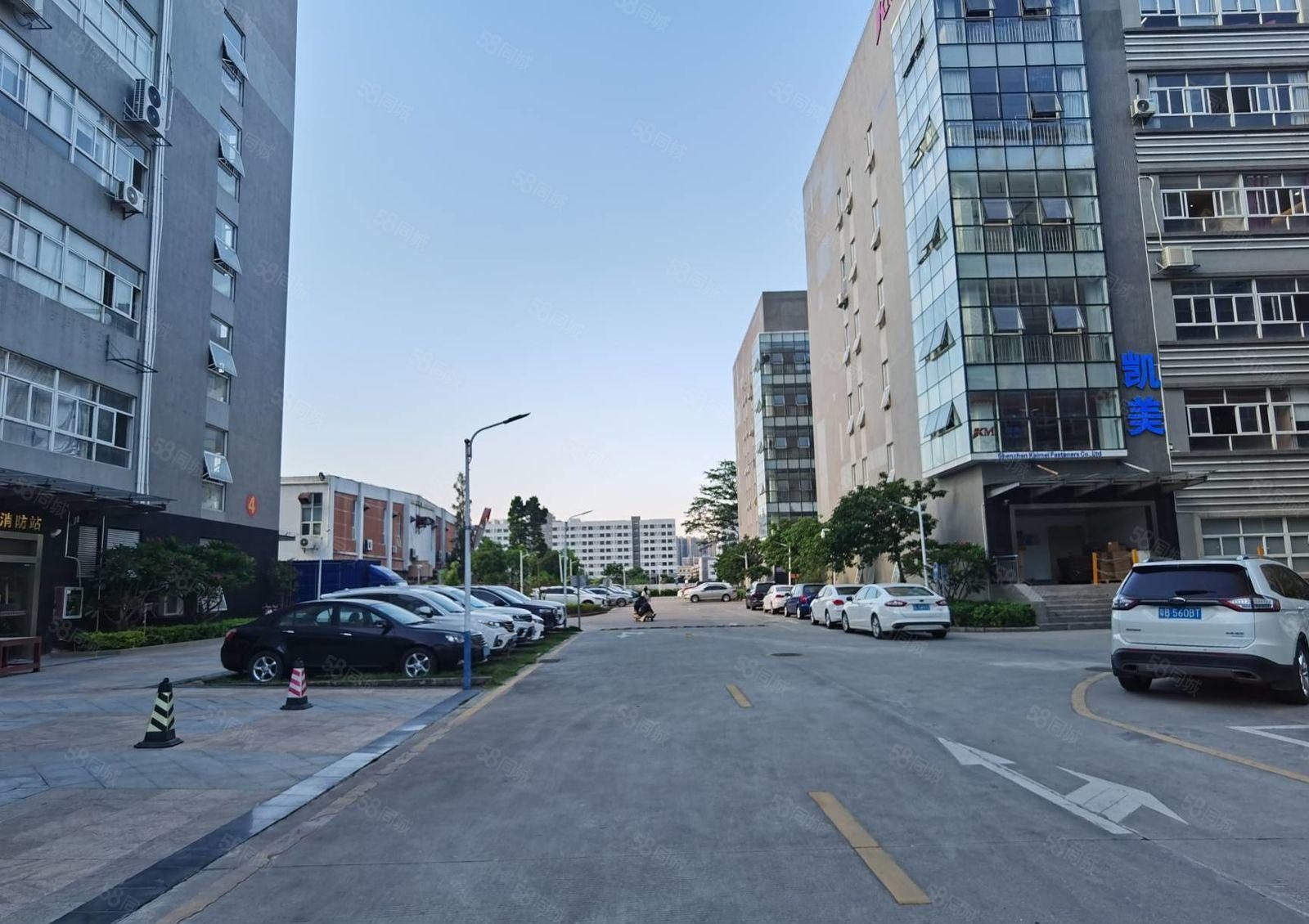 大浪工业区新空出2楼600平方带精装修办公室厂房出租