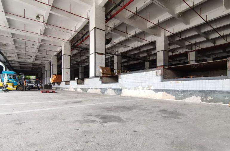 龙华大浪独门独院红本物流园27万平厂房出租，仓库可分租可生产