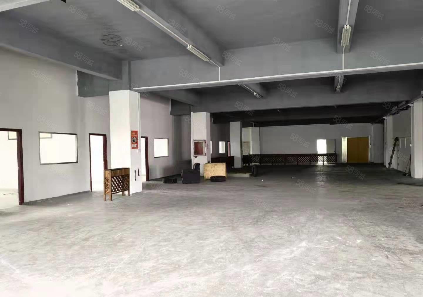 观澜新田环观南路清平高速出口靠坂田楼上1800平方带装修出租