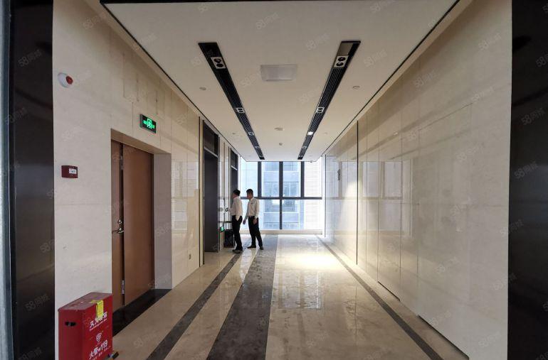 龙华地铁口精装办公电商智能产业园3000平大小可分租拎包入住