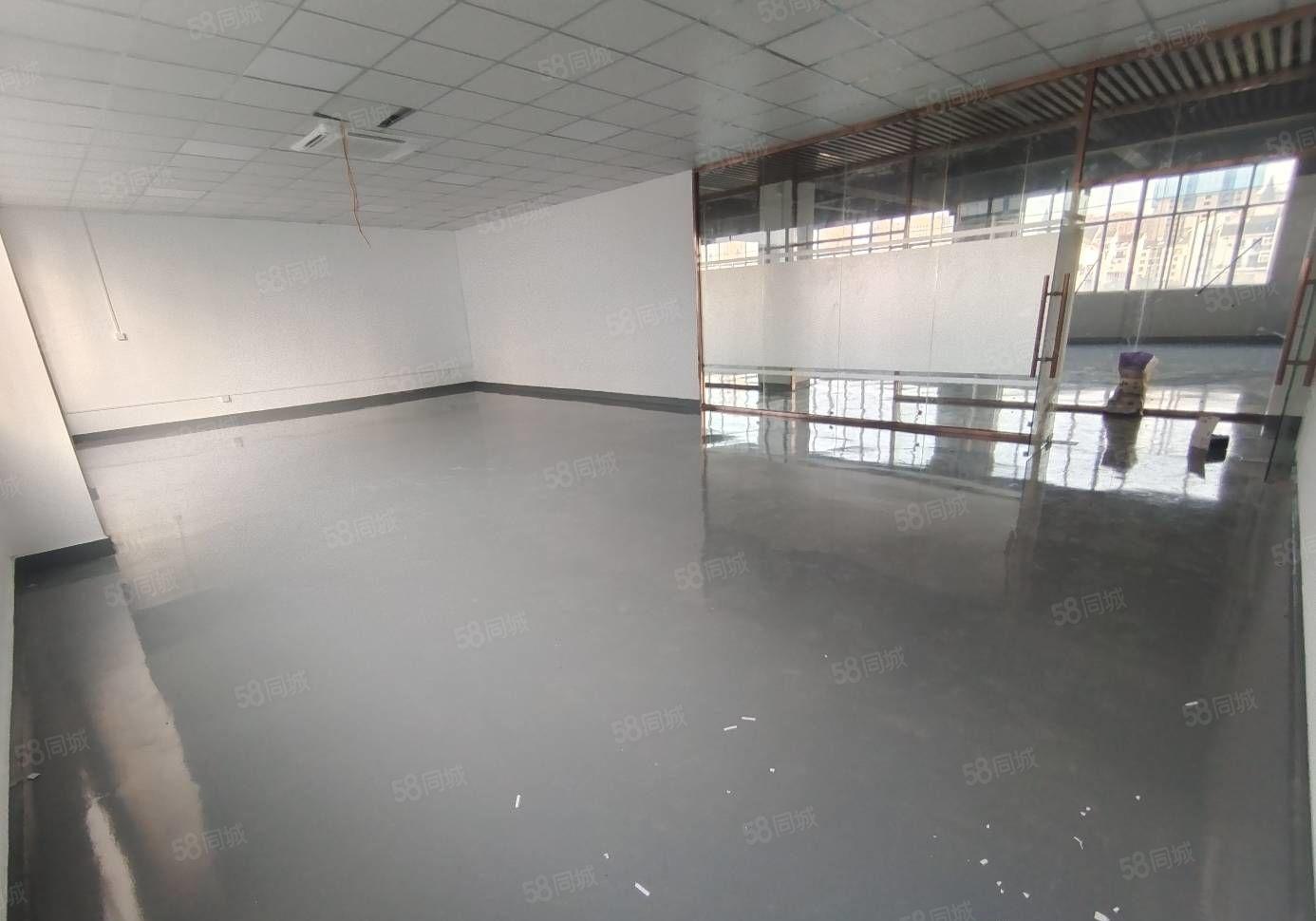 龙华大浪精装修办公室出租，现成办公室仓库100起租