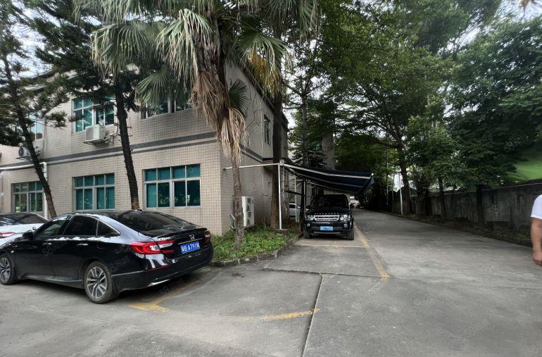 龙华观澜花园式独院2楼红本厂房1680平仓库出租空地大好招工