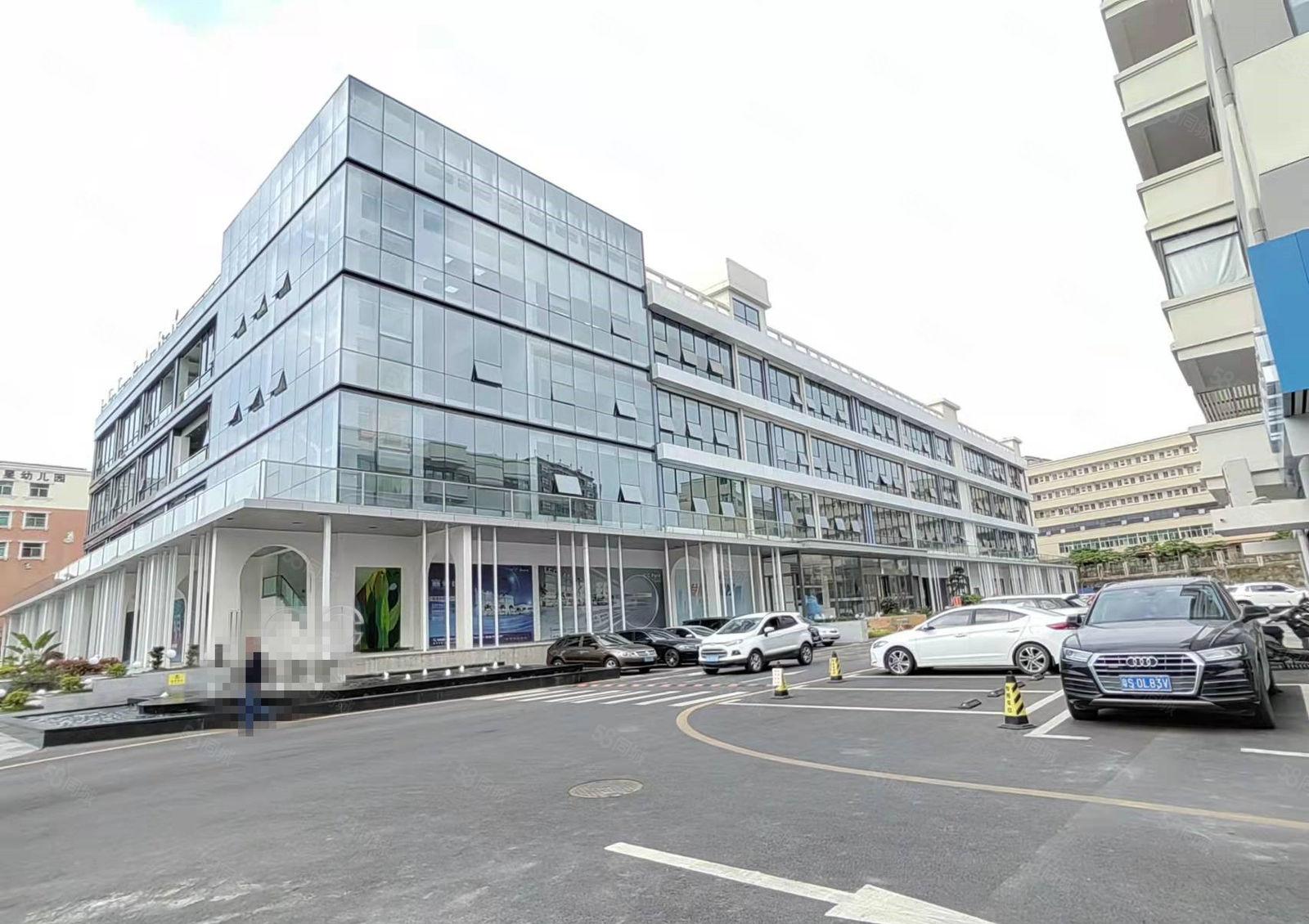 深圳龙华大浪商业中心附近100平起创意园厂房出租。