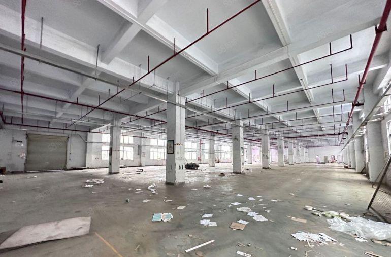 龙华民治地铁口原房东厂房一楼2500平高6米近高速口可进大车