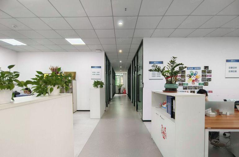 龙华大浪联建工业园厂房出租300平方起租精装修电商物流仓库