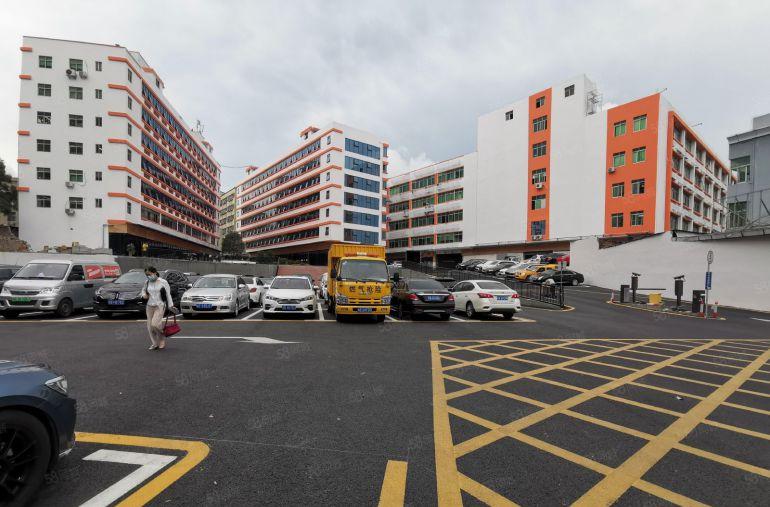 龙华元芬地铁口精装红本电商物流仓库办公室500平，可拎包入住