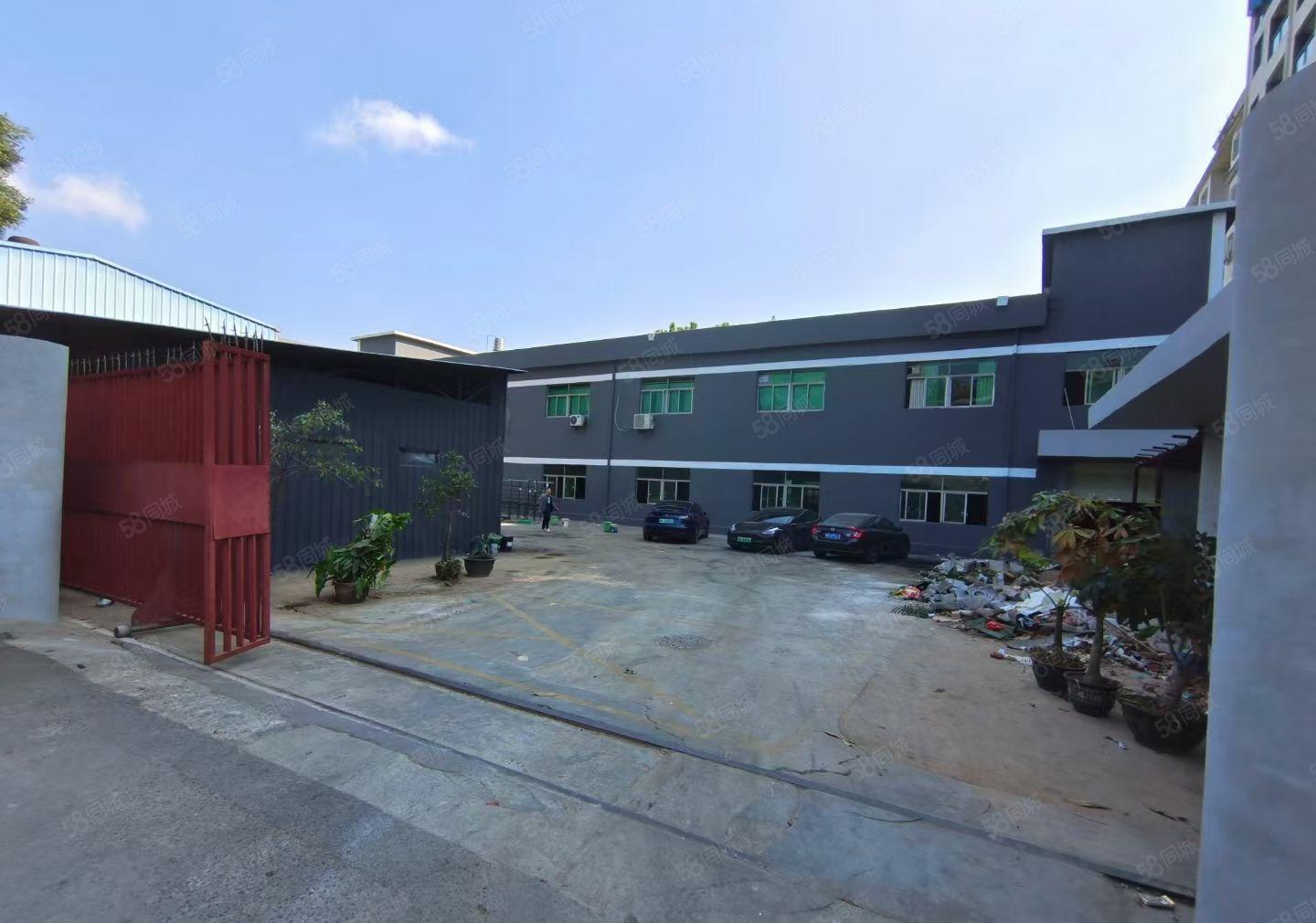 观澜新田牛厄岭工业区独院一楼1500平方空地大出租