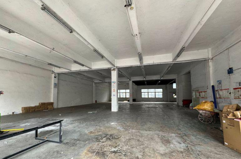 龙华清湖厂房出租920平一楼仓库出租电商园区 双开门