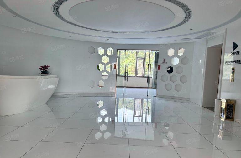 大浪商业中心600万豪华装修办公室4300平厂房出租