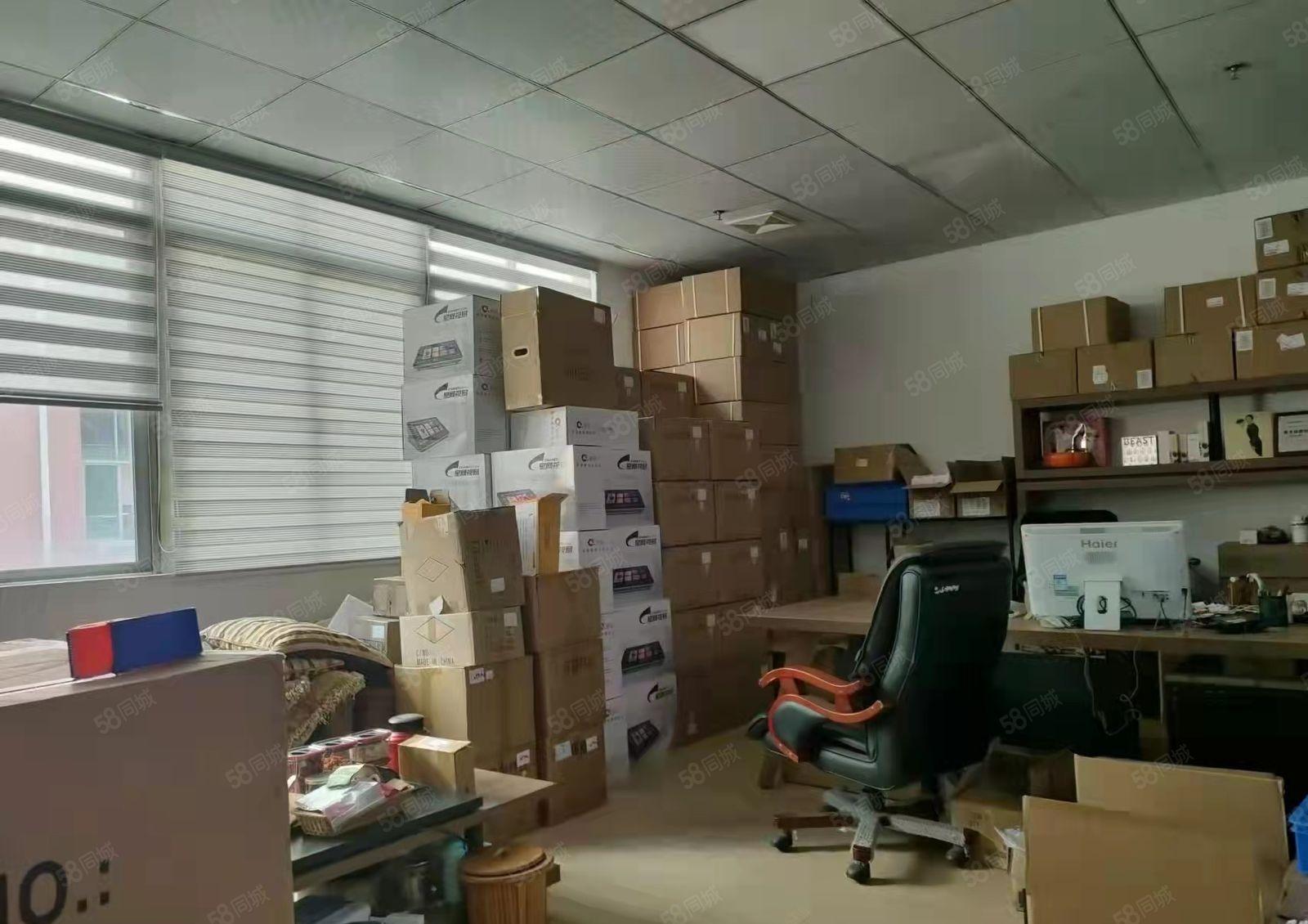 龙华大浪新百利新出精装修厂房出租1300平水电齐全