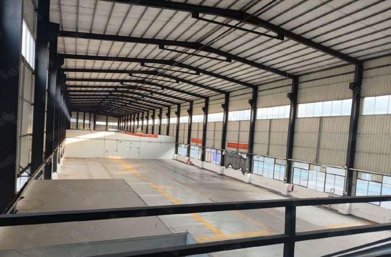 宝龙地铁口旁原房东厂房仓库低价出租，一楼1300平空地超大