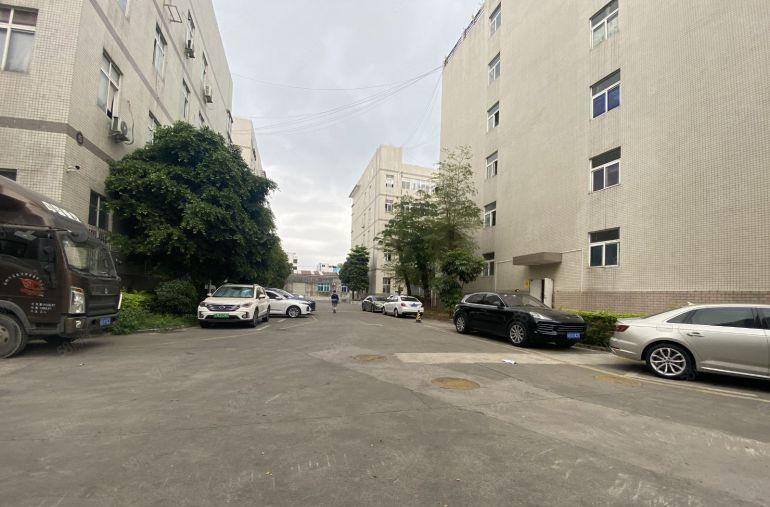 120到500平龙华大浪精装水电齐全可办公厂房出租有现成仓库