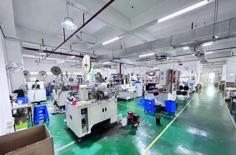 500平起租龙华元芬地铁口新出2000平米精装修厂房出租仓库