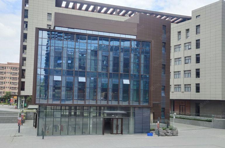 龙华元芬小独栋3000平厂房出租，适合做总部原房东可以拿补贴