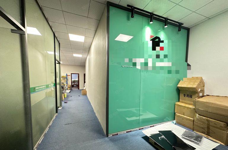 龙华观澜梅观高速路口楼上精装修600平无尘车间厂房出租