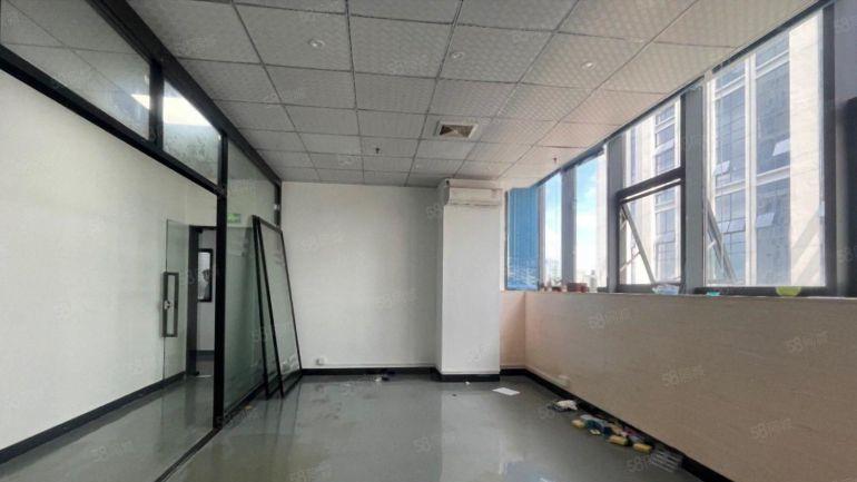 龙华地铁口附近500平精装修厂房低价出租 大小面积可分组