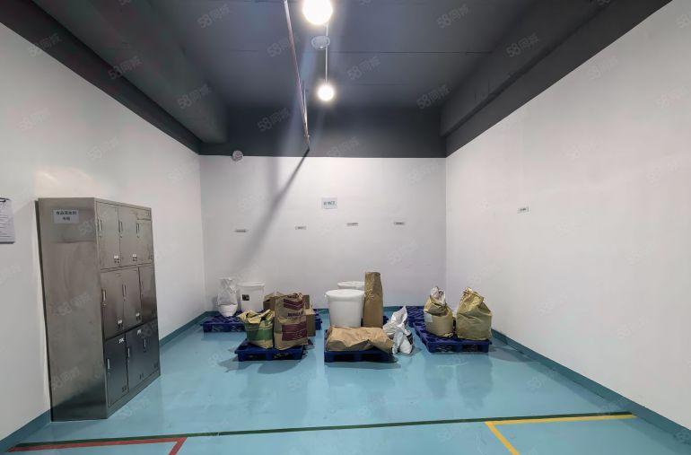 龙华大浪原房东楼上800平精装修无尘车间厂房仓库出租转租