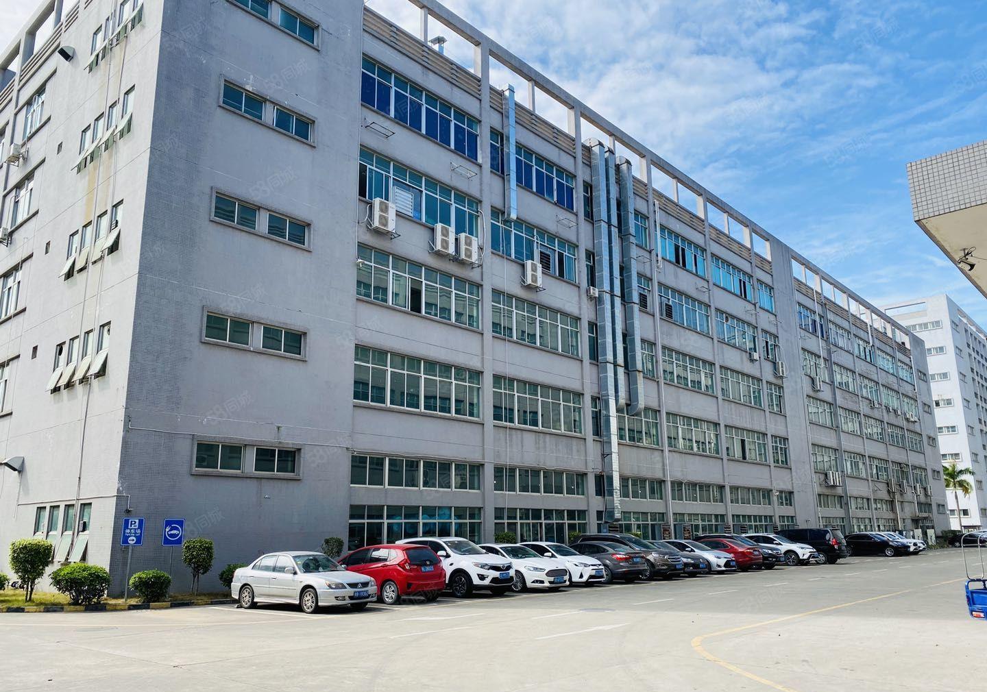 龙华大浪新空出原房东实际面积550平带精装修办公可生产