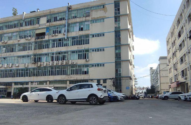 塘厦临深原房东工业区红本无公摊厂房出租2000平可分租仓库