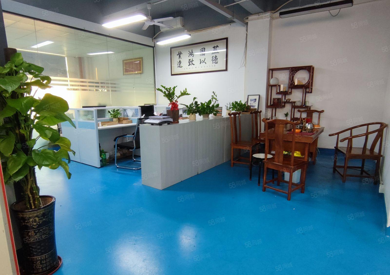 观澜有轨电车旁厂房出租600平方 带现成装修不要装让费