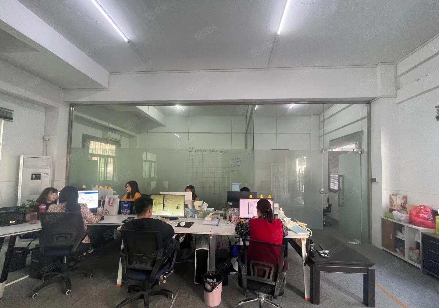 龙华龙胜地铁站新出一楼160平办公厂房出租