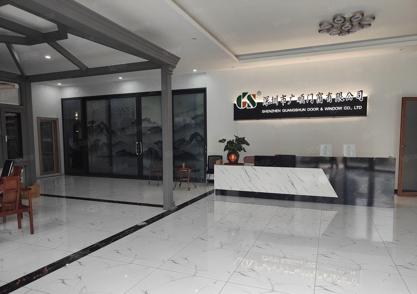 观澜高新区轻轨站边大型园区内1楼1600平高度5.8米带装修