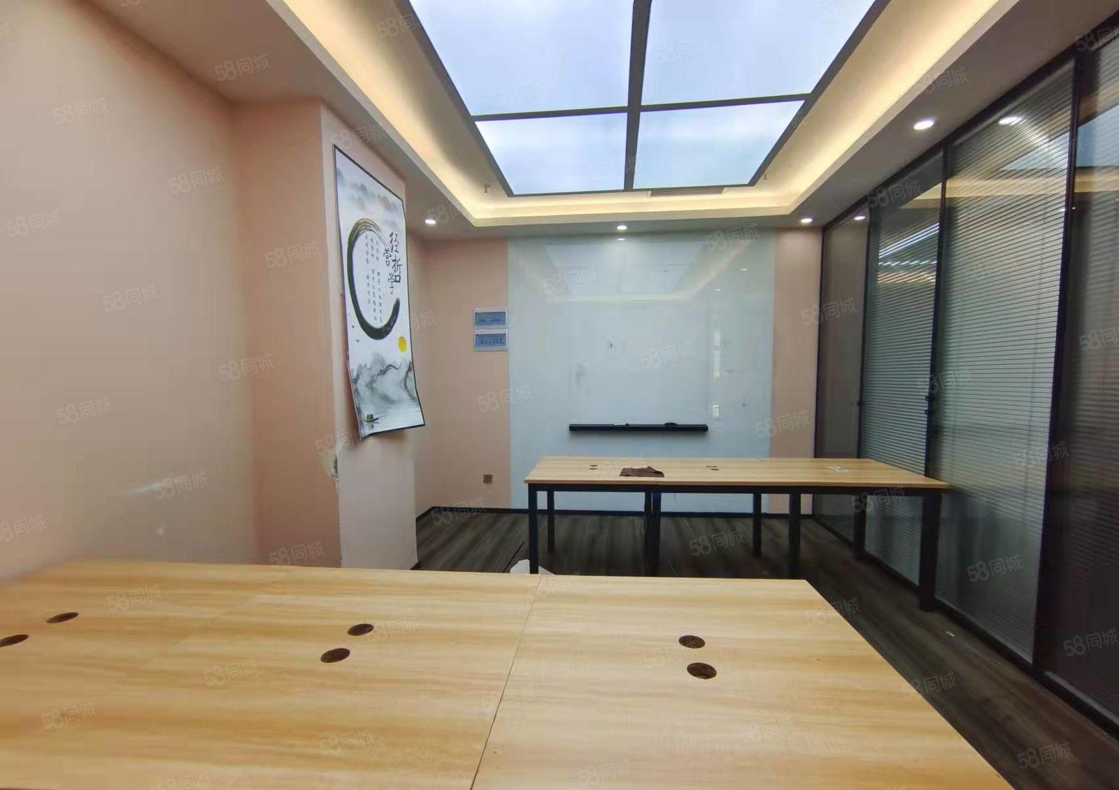 龙华油松天虹创意园新出楼上550平精装修办公室出租