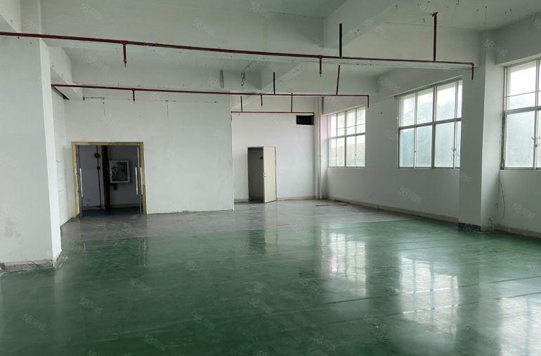 龙华大浪浪口楼上780平米厂房便宜出租