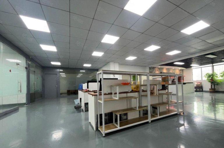 观澜地铁站旁楼上精装修700平办公仓库红本厂房出租水电齐全