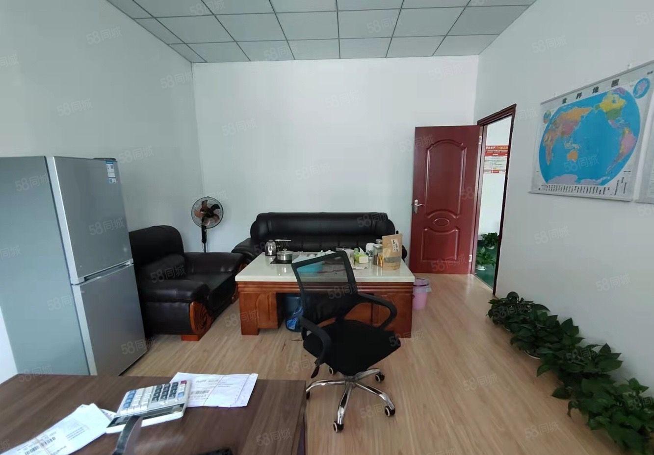 龙华天虹商场附近新出楼上精装厂房360平