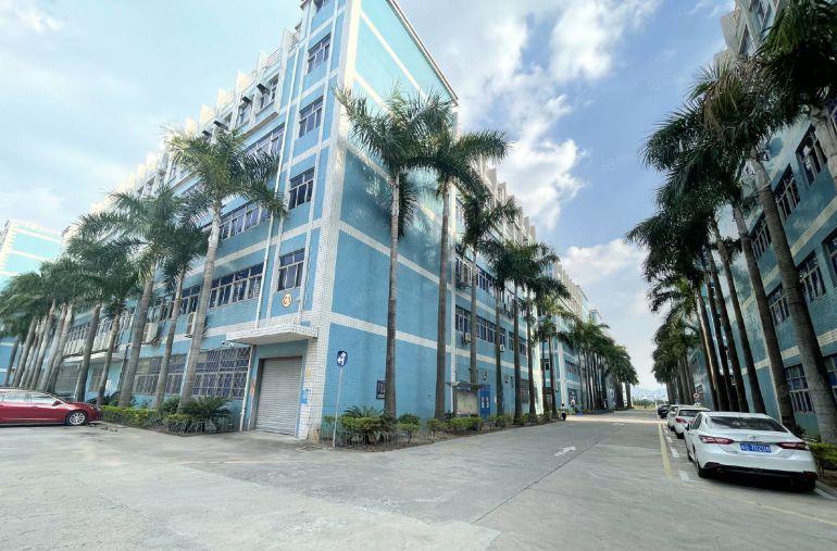 龙华大浪科技园楼上现成装修600平办公室厂房出租实用率高