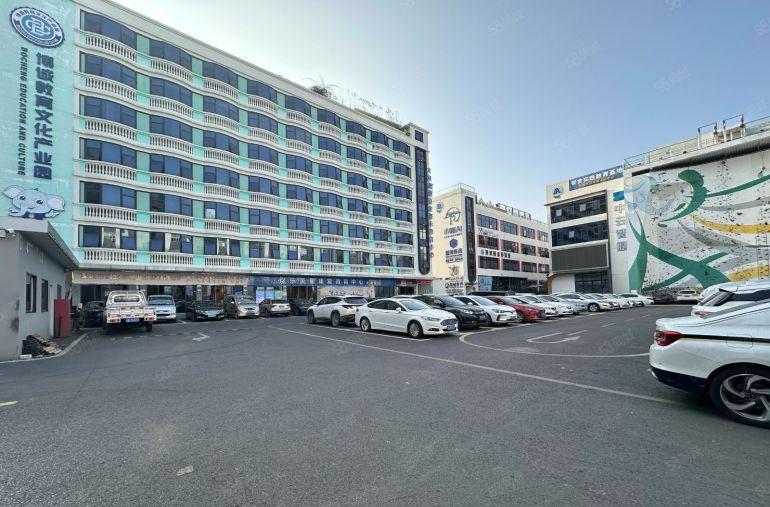 200平起龙华大浪商业中心精装修原房东厂房出租商业配套齐全