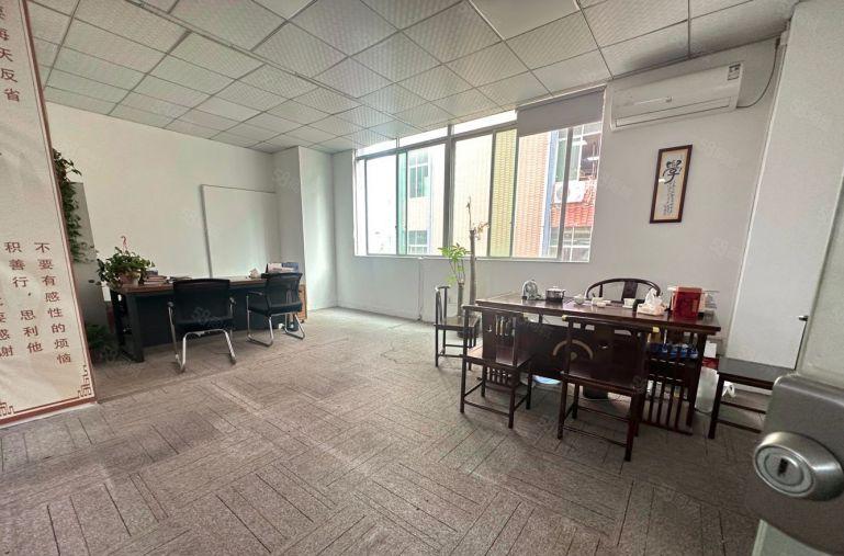 大浪原房东1000平精装修办公室，带消防喷淋，仓库，厂房出租