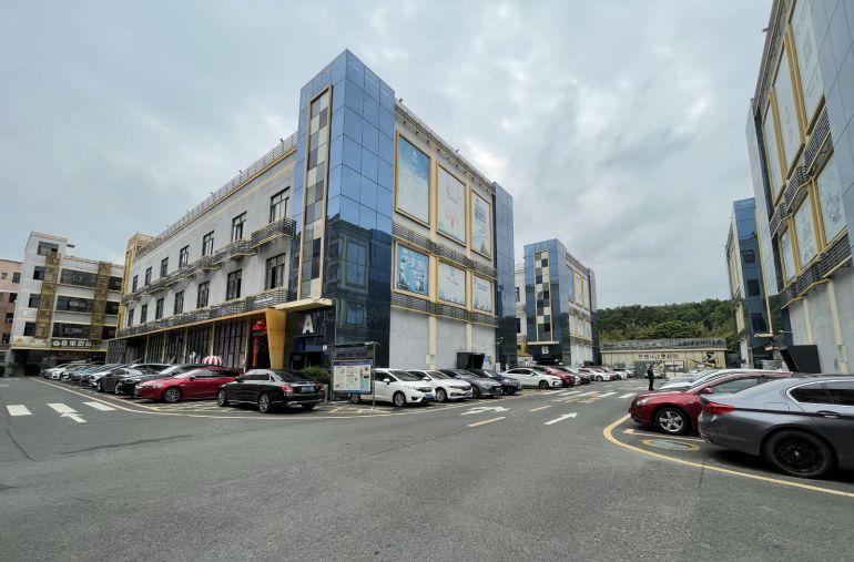 水电齐全 龙华油松科技园楼上精装300平带装修办公室厂房出租