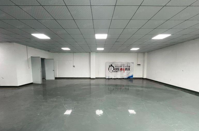 观澜库坑主干道边楼上300平精装修办公室厂房仓库出租水电齐全