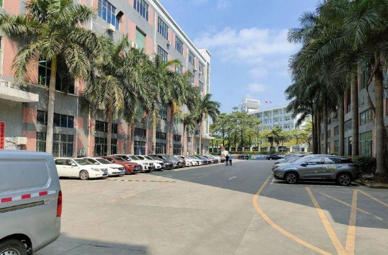 观澜汽车电子城旁工业园1600平 标准厂房可分租一楼仓库出租